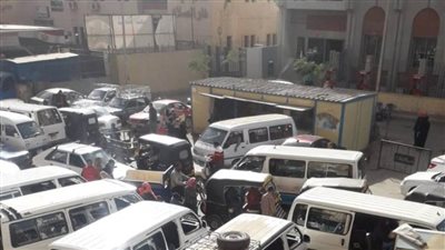 حى البساتين: نقل موقف سرفيس 