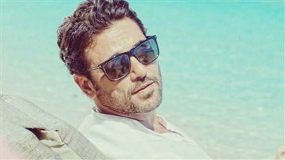 بعد العرض الأول لمسرحية علاء الدين بالرياض.. وأحمد عز: هذه ليلتي