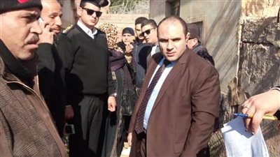 استخراج جثة لتشريحها بعد بلاغ بوجود شبهة بمقتله في طنطا | صور