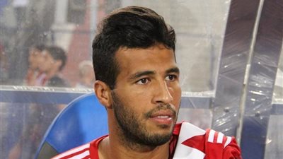 الأهلي يقرر الاستغناء عن شريف حازم