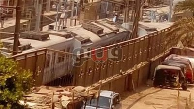 رئيس المترو يتابع إعادة الحركة بعد خروج عربتين عن القضبان بالمرج