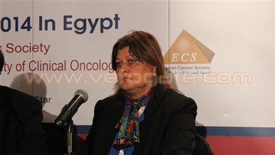 بالفيديو والصور ..أستاذ أورام: علاج سرطان الرئة يختلف وفقا لجينات المريض