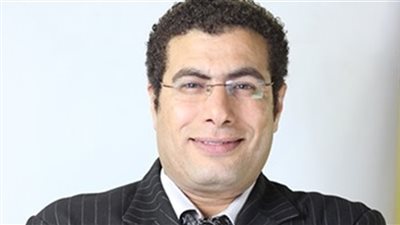 خبير يكشف آليات السيطرة على التضخم