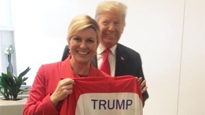 قمة الناتو.. مهزلة عسكرية يديرها الكبار في بروكسل.. ترامب يهاجم أعضاء الحلف ويدعو لزيادة الإنفاق 4%.. ماكرون يحذر من مغبة إضعاف القوة الدولية.. مناوشات بين واشنطن وبرلين.. ورئيسة كرواتيا بقميص المنتخب