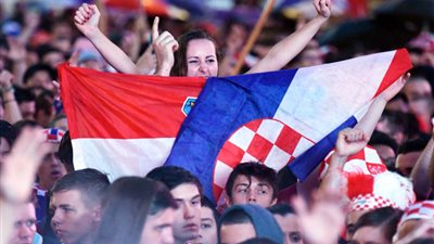 الاحتفالات تجتاح العاصمة الكرواتية بعد التأهل لنهائي المونديال (فيديو)
