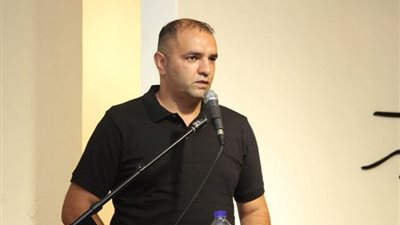 خليل ناصيف يصدر مجموعته «الغابة التي قفزت من الصورة»