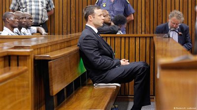 تبرئة عداء جنوب أفريقيا من تهمة القتل المتعمد