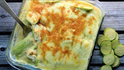 طريقة عمل الكوسة بالبشاميل في الفرن