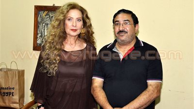 بالصور.. «الأم الشجاعة» تعيد رغدة للمسرح بعد غياب أربع سنوات