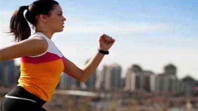 دراسة: دقيقة واحدة من الجري يوميا تقلل فرص إصابة المرأة بهشاشة العظام