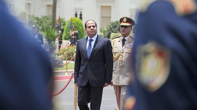 «السيسي»: قناة السويس وإصلاح السياسة المالية ساعدا في النمو الاقتصادي