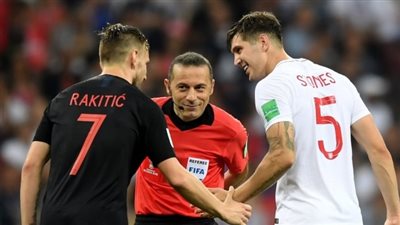 «ميرور»: جمهور إنجلترا يطالب «فيفا» بالتحقيق مع حكم مباراة كرواتيا
