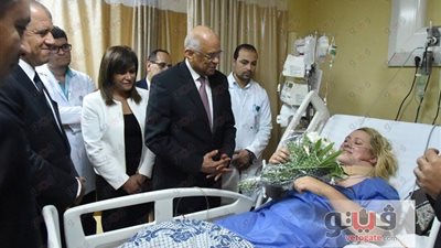 وفد برلماني برئاسة عبد العال يزور السائحات المصابات بحادث الغردقة