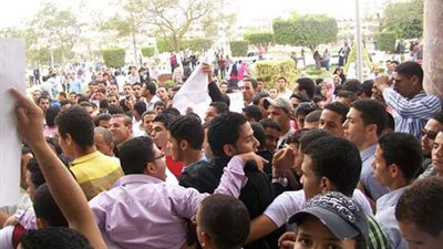 «المبادرة المصرية» تناقش ملف هيكل الأجور للفريق الطبى