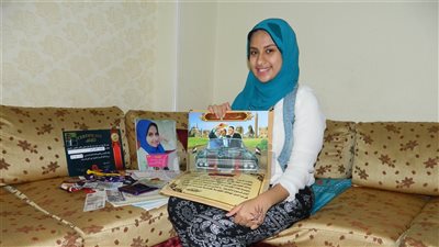 والدة العاشر مكرر أدبي: 800 جنيه أسبوعيا للدروس الخصوصية (فيديو)