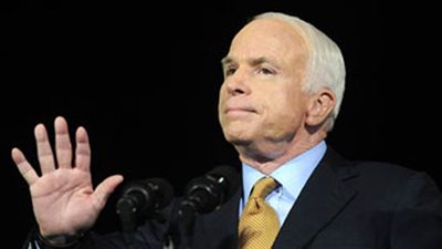 جون ماكين.. «السرطان» يُنهي أسطورة ثعلب أمريكا في الشرق الأوسط