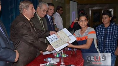 محافظ الإسماعيلية يشهد حفل تكريم أوائل الشهادات