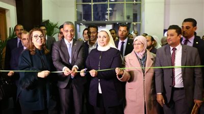 بمشاركة 400 عارض.. وزيرة التضامن تفتتح معرض ديارنا للمنتجات الحرفية | صور