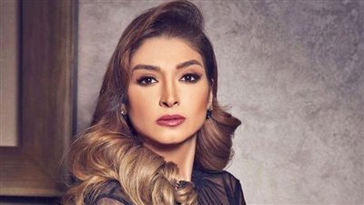 روجينا تهنئ أمير كرارة بنجاح «كلبش» و«هروب اضطراري»