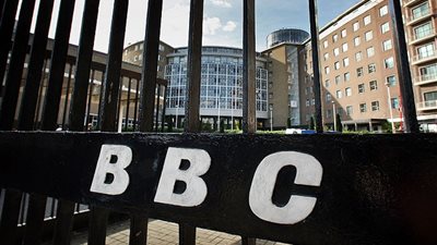 500 تهمة سنويا تطارد العاملين بـ