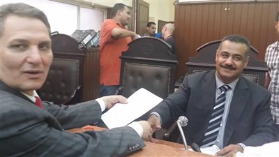 مستشار «المصرية للمطارات» يتقدم بأوراق ترشحه لـ«النواب»