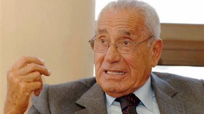 «هيكل»: «السيسي» استعاد «25 يناير» من «الإخوان»