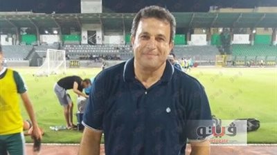 أيمن منصور يتفقد تدريب المصري لمتابعة نجله