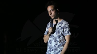 سهرة كوميدية بساقية الصاوي مع على قنديل (صور)