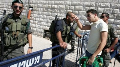 الاحتلال يمنع حافلات الفلسطينيين القادمين للأقصى من أراضي 48