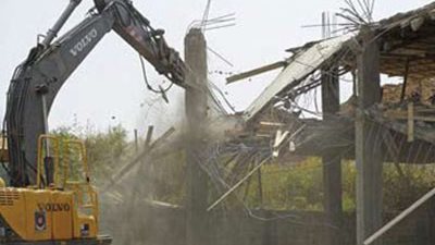 «الزراعة»: التعدي على الأراضي «سرقة»