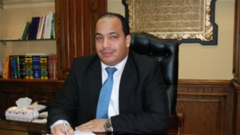 الدكتور عبد المنعم