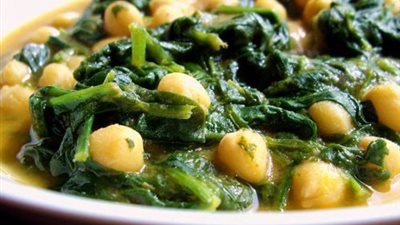 وجبة السبانخ مع اللحم المفروم للحوامل