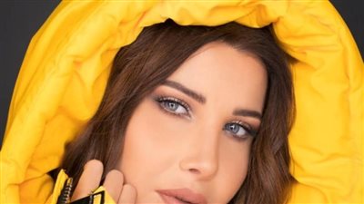 نانسي عجرم تتألق بالأصفر في أحدث ظهور