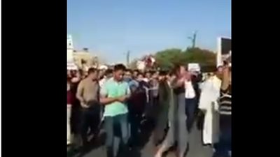 متظاهرون يقتحمون مطار النجف الدولي بالعراق (فيديو)