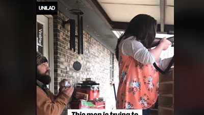 امرأة تفسد طلب زواج رومانسي أعده حبيبها (فيديو)