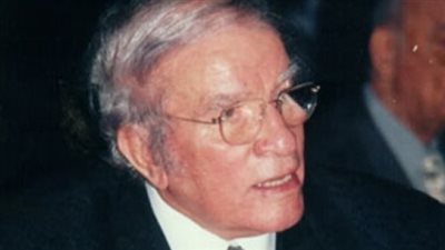 أحمد رجب يكتب: فرقة ناقلى الميكروبات الموسيقية