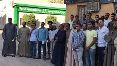 82 طالبا يتظاهرون ضد وزير التعليم في سوهاج بعد حجب نتائجهم (فيديو)