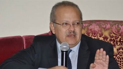 الخشت يعلن خريطة جديدة للأنشطة الطلابية بجامعة القاهرة