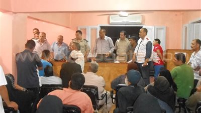 بالصور.. قرعة علنية لتسكين بائعى أسماك الحامول في السويقة الجديدة