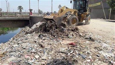 استمرار حملات النظافة وتمهيد الطرق بمركز المنيا