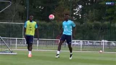بالفيديو.. فاصل مهاري لـ«بوجبا» و«زوما» في تدريبات فرنسا