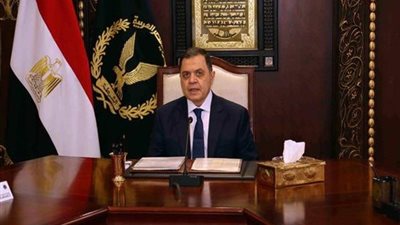 «رجل الضربات الاستباقية».. كيف يدير وزير الداخلية أمن مصر؟.. اللواء محمود توفيق يعتمد خطة من ٩ محاور.. يرفع شعار أمن المواطن أولوية.. التخلص من مشكلات المرور ضرورة.. ولا تستر على الفاسدين