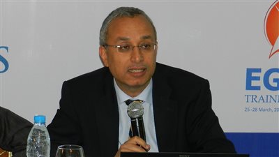 هانى حمزة: اعتلال الشبكية السكرى يهدد المصريين