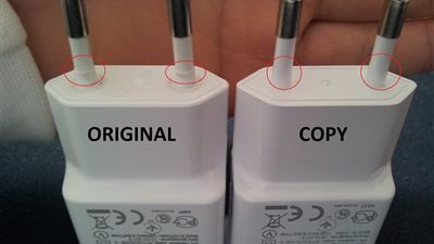 6 صور تفرق لك بين شواحن سامسونج «الأصلي والتقليد»