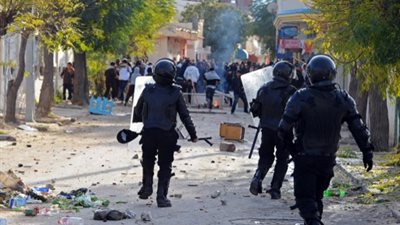 مواجهات بين الأمن التونسي ومحتجين من تيار 