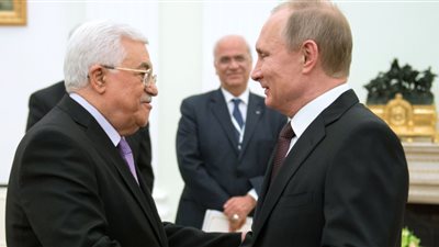 بوتين يستقبل عباس في موسكو بعد أيام من زيارة نتنياهو
