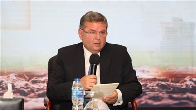 قطاع الأعمال: تحديث أسطول النقل بـ125 أتوبيسا