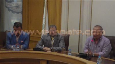 بالصور.. بدء اجتماع غرفة القاهرة لمناقشة غرامات القمامة