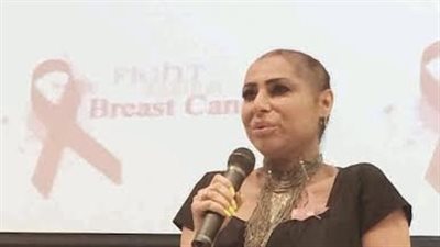 بالفيديو والصور.. أشهر طرق «النجوم» لدعم مرضى السرطان.. حلاقة الشعر على الهواء تضامنًا معهم.. المطالبة بمساندة الأبحاث التي تهدف لاكتشاف أدوية.. وتوفير كافة طرق الدعم للقضاء على المرض