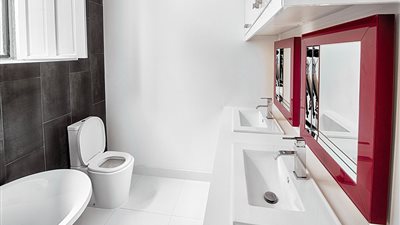 كنيسة تحولت إلى منزل سعره 750 ألف جنيه إسترليني (صور)